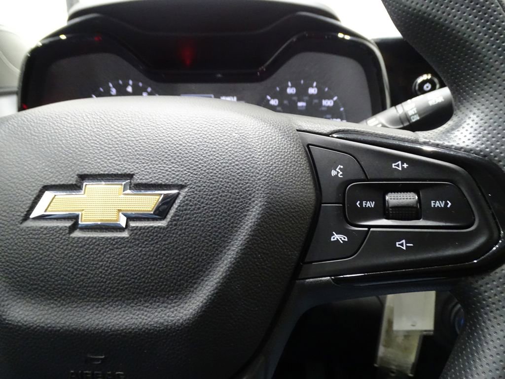 Used 2024 Chevrolet Trax LS image 24