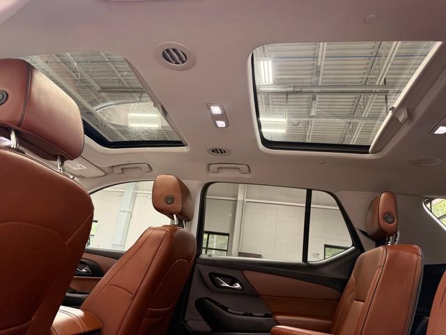 Used 2018 Chevrolet Traverse High Country AWD/4WD image 19