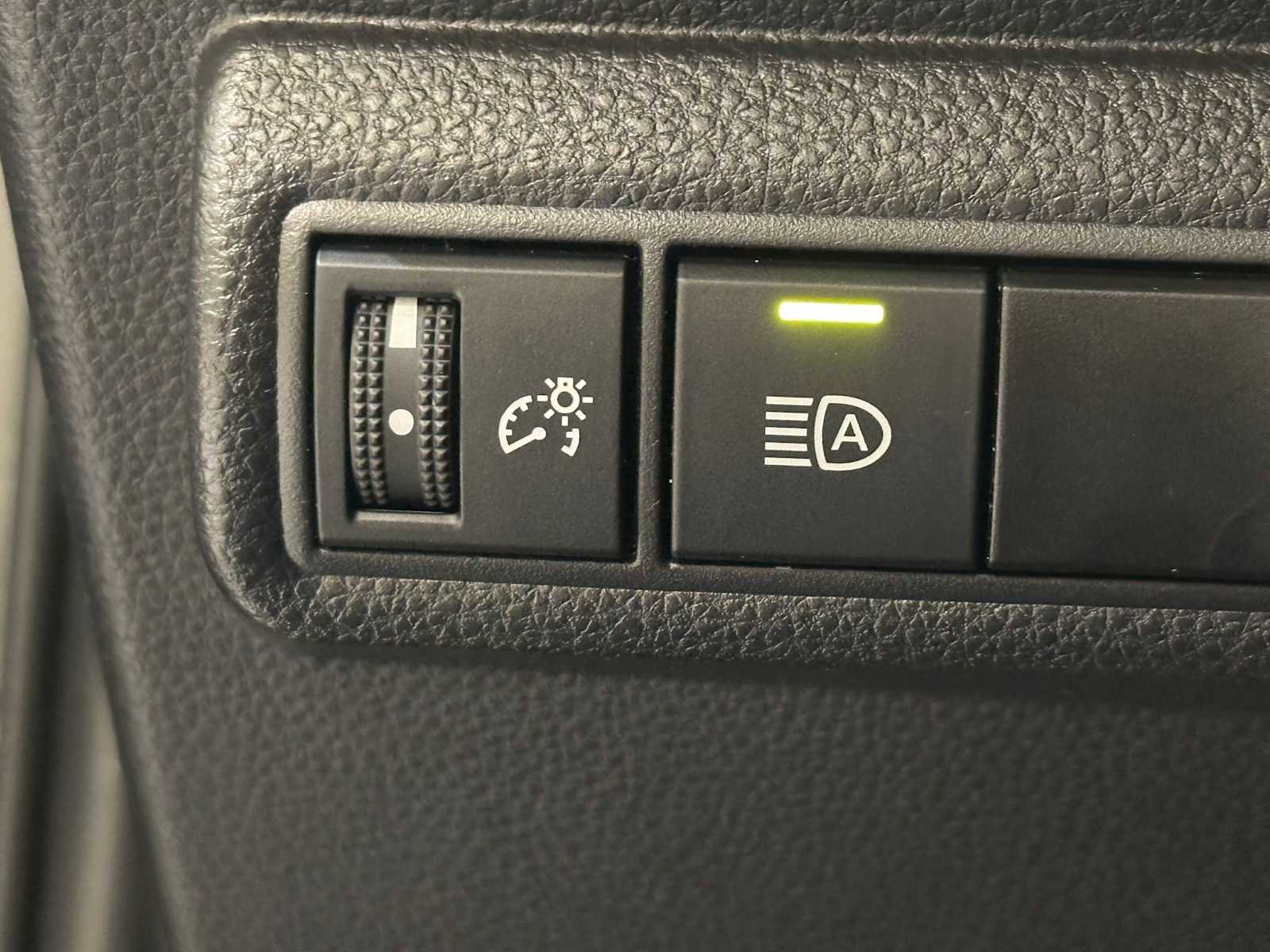 Certified 2025 Toyota Corolla XSE image 23