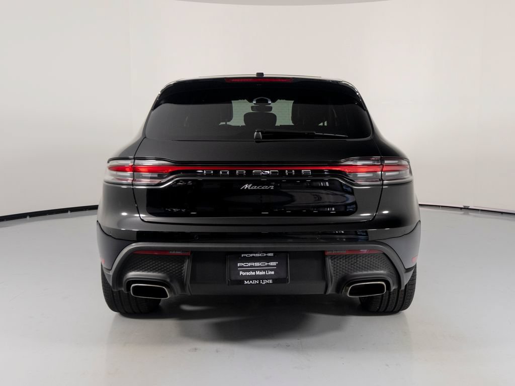 Certified 2026 Porsche Macan AWD/4WD image 10