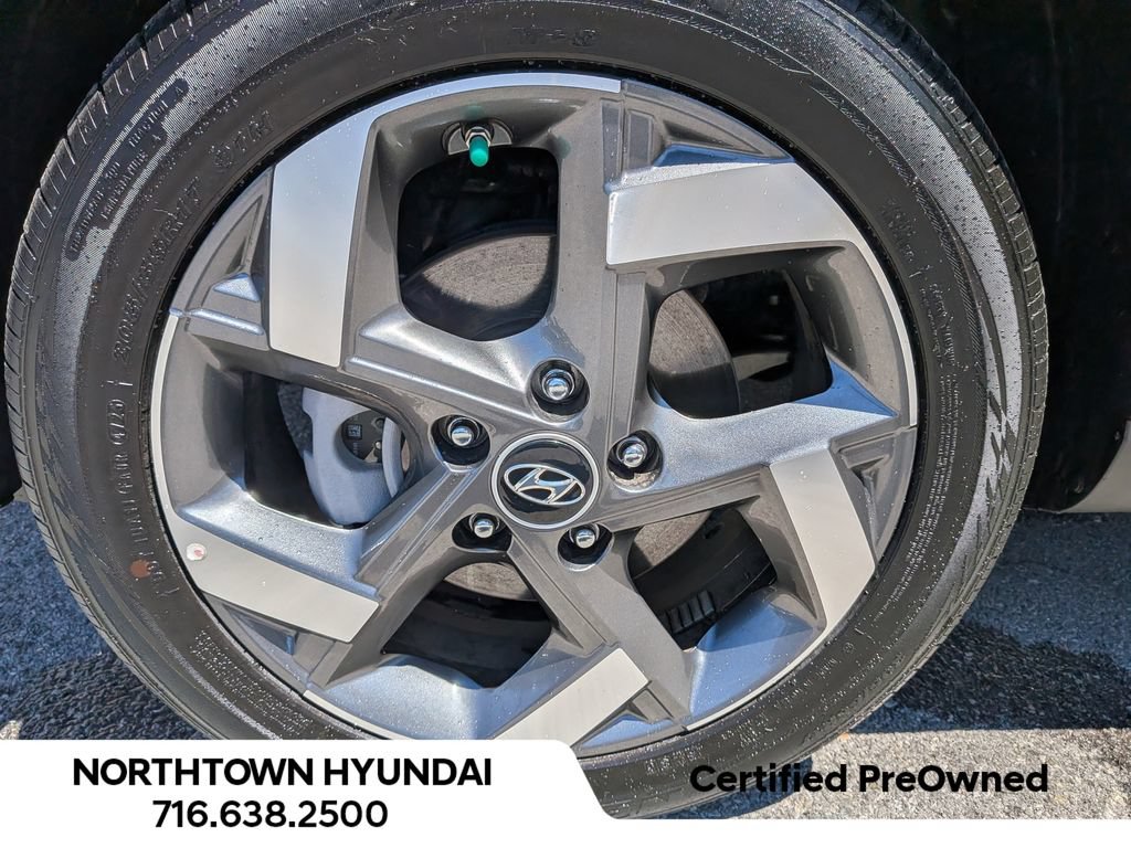 Certified 2026 Hyundai Venue SEL FWD image 40