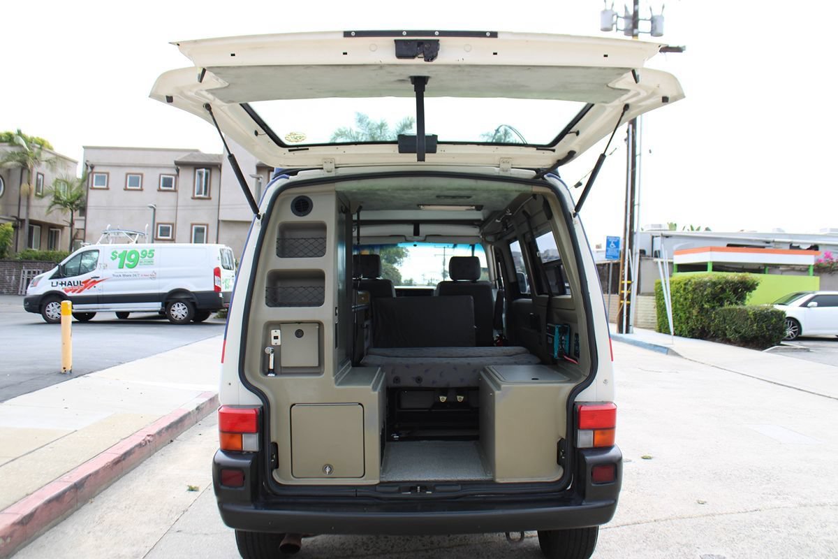 Used 1997 Volkswagen Eurovan Camper FWD image 17