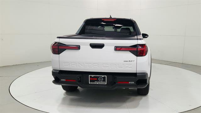 Used 2022 Hyundai Santa Cruz SEL Premium image 7