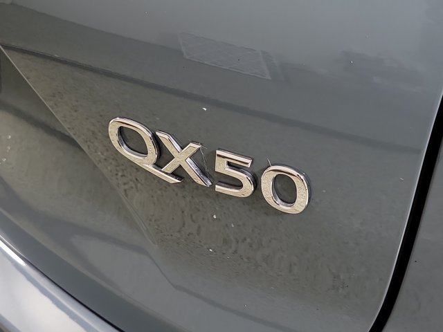 Certified 2024 INFINITI QX50 Luxe FWD image 6