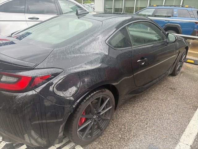 Used 2025 Toyota GR86 Premium w/ Performance Package RWD image 9