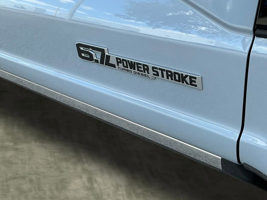 New 2026 Ford F250 Platinum image 32