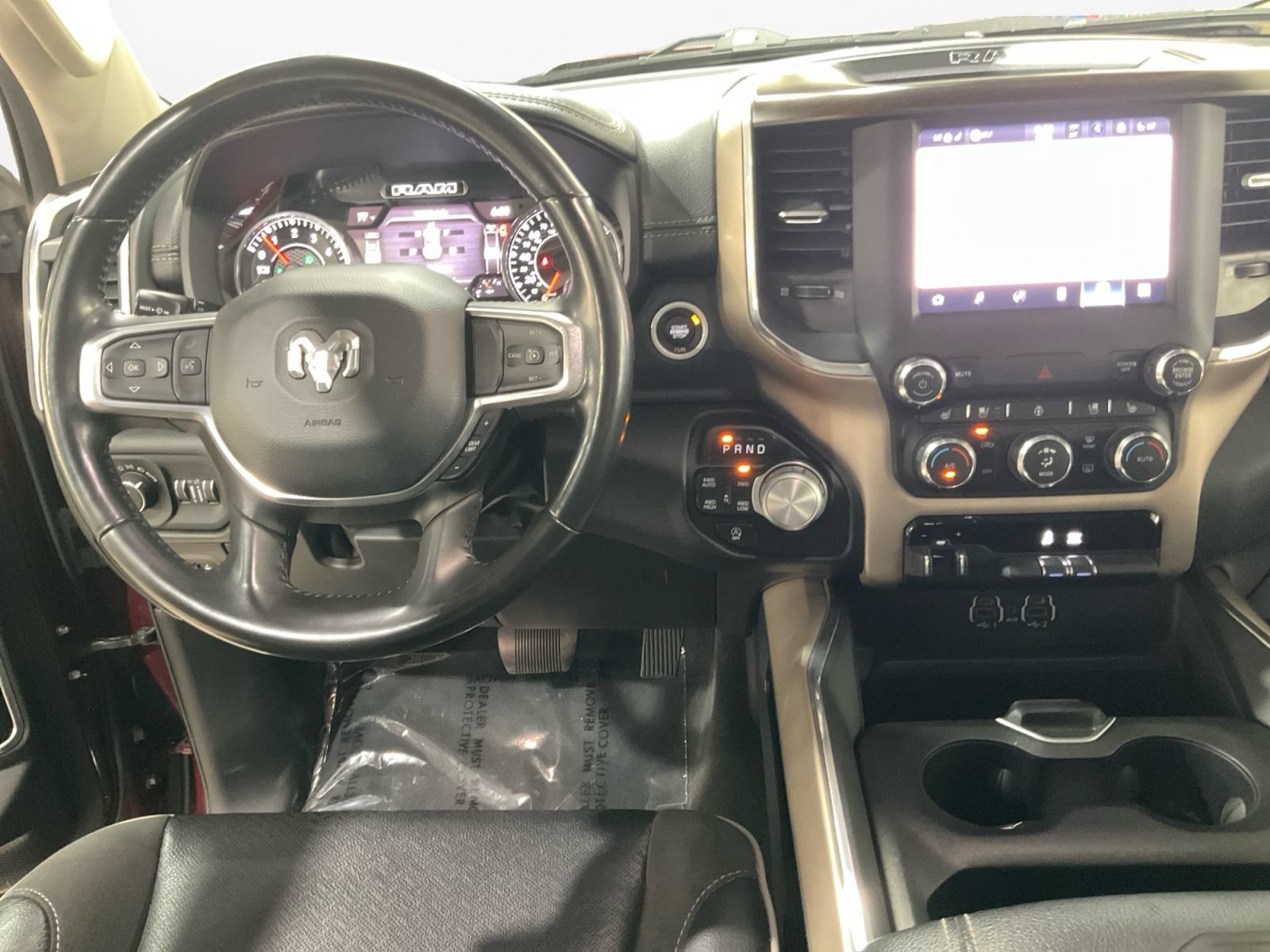 Used 2022 RAM 1500 Laramie AWD/4WD image 11