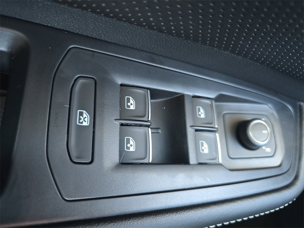 New 2026 Volkswagen Atlas SE image 24