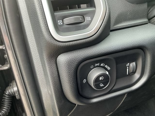 New 2026 RAM 2500 Big Horn AWD/4WD image 26