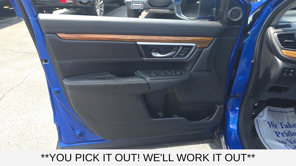 Used 2020 Honda CR-V Touring image 11