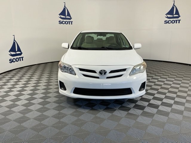 Used 2011 Toyota Corolla LE FWD image 2