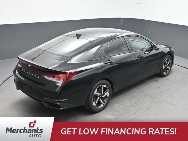 Used 2023 Hyundai Elantra SEL w/ Convenience Package FWD image 28