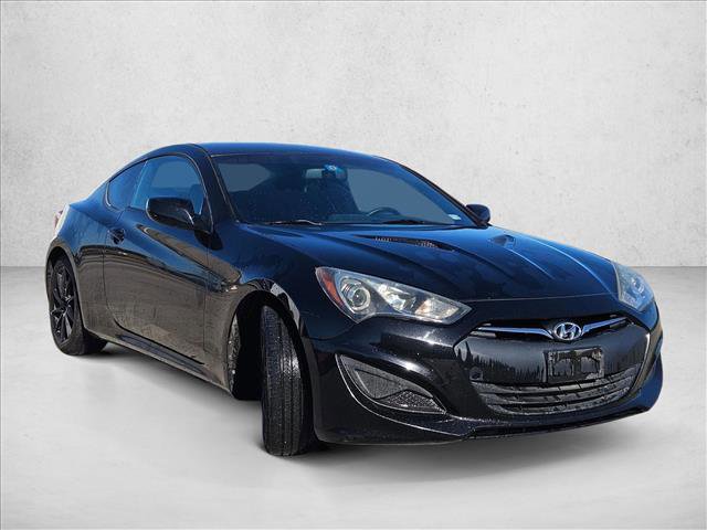 Used 2013 Hyundai Genesis 2.0T image 3