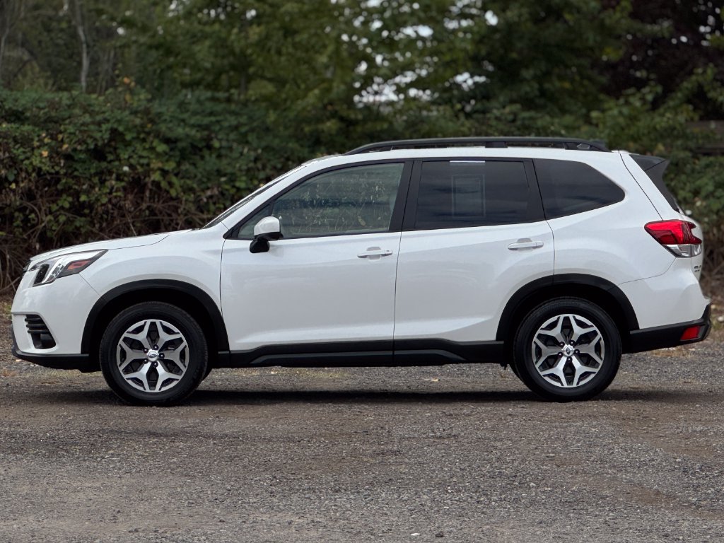 Certified 2024 Subaru Forester Premium AWD/4WD image 4