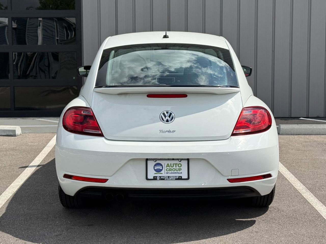 Used 2017 Volkswagen Beetle 1.8T S FWD image 6