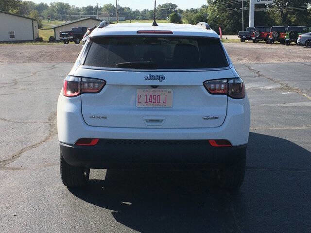 Used 2022 Jeep Compass Latitude image 8