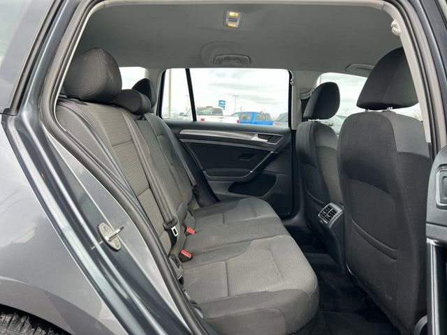 Used 2018 Volkswagen Golf S FWD image 18