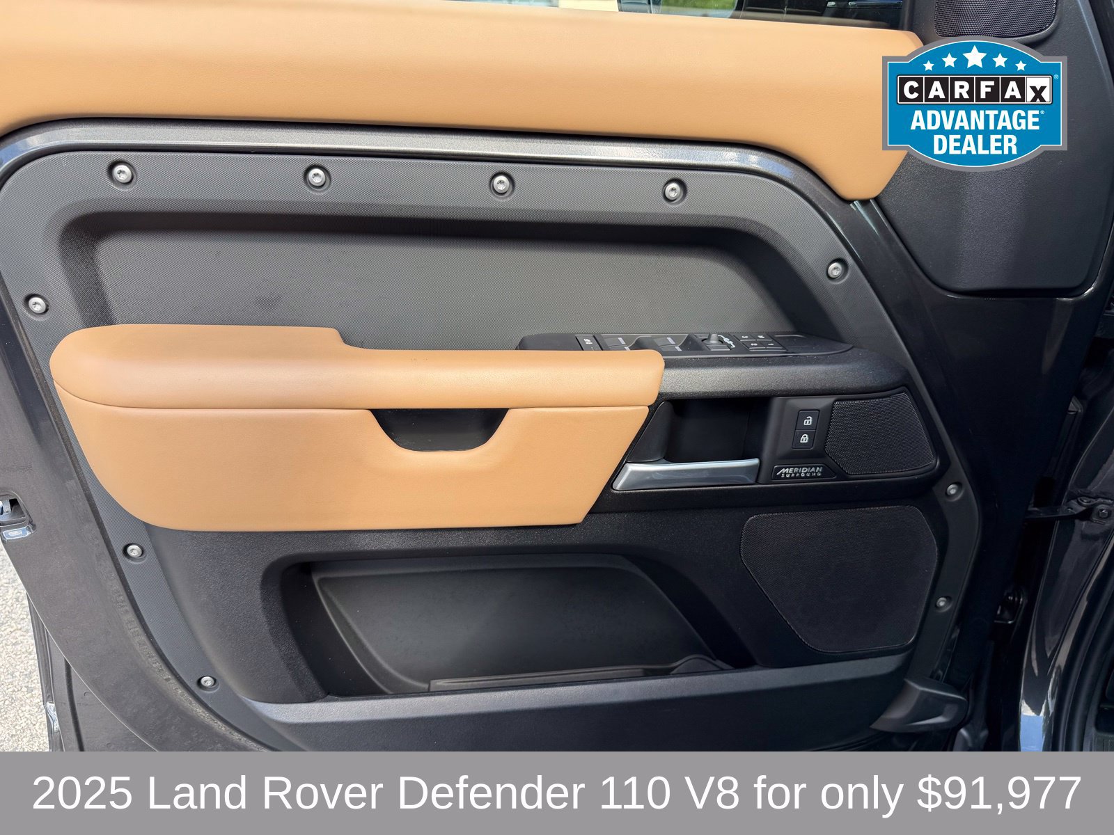 Used 2025 Land Rover Defender 110 V8 AWD/4WD image 19