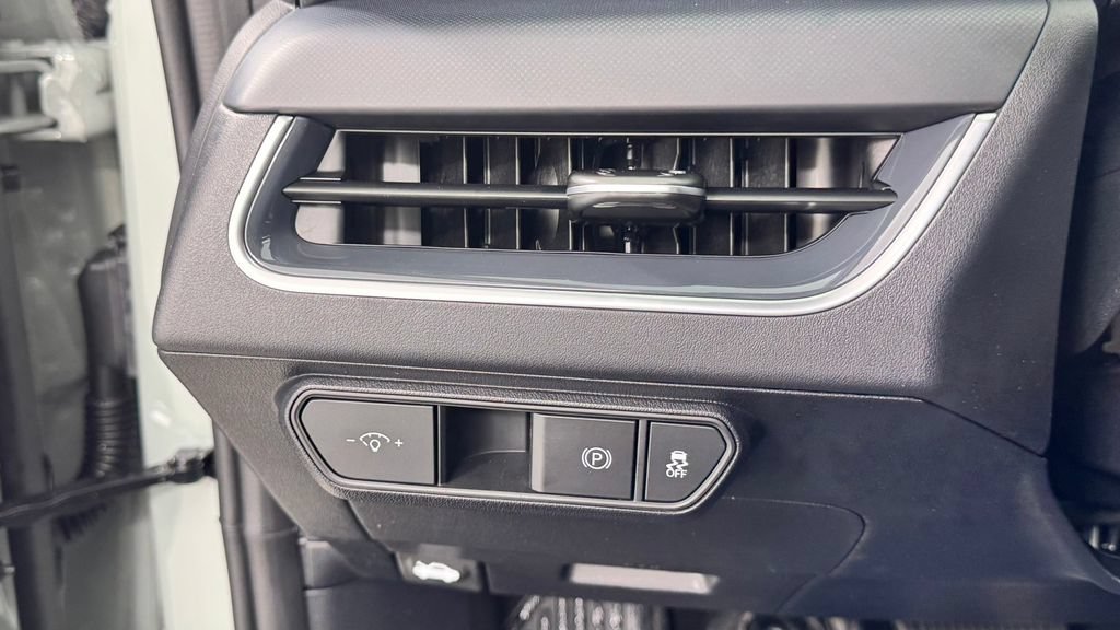 New 2026 Kia K4 EX FWD image 32