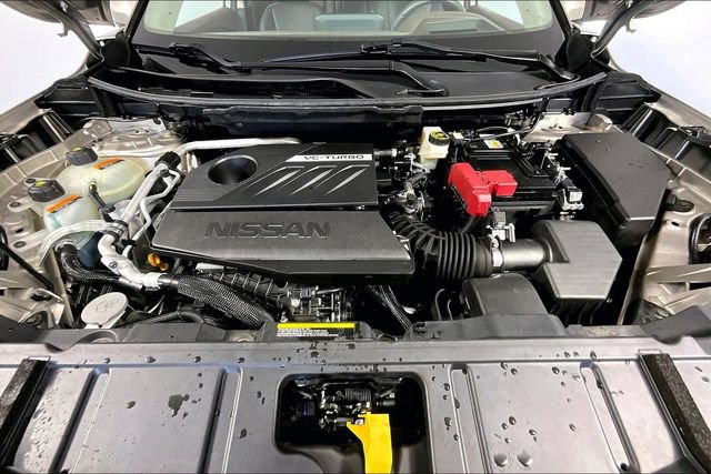 Used 2023 Nissan Rogue Platinum w/ Platinum Premium Package FWD image 11