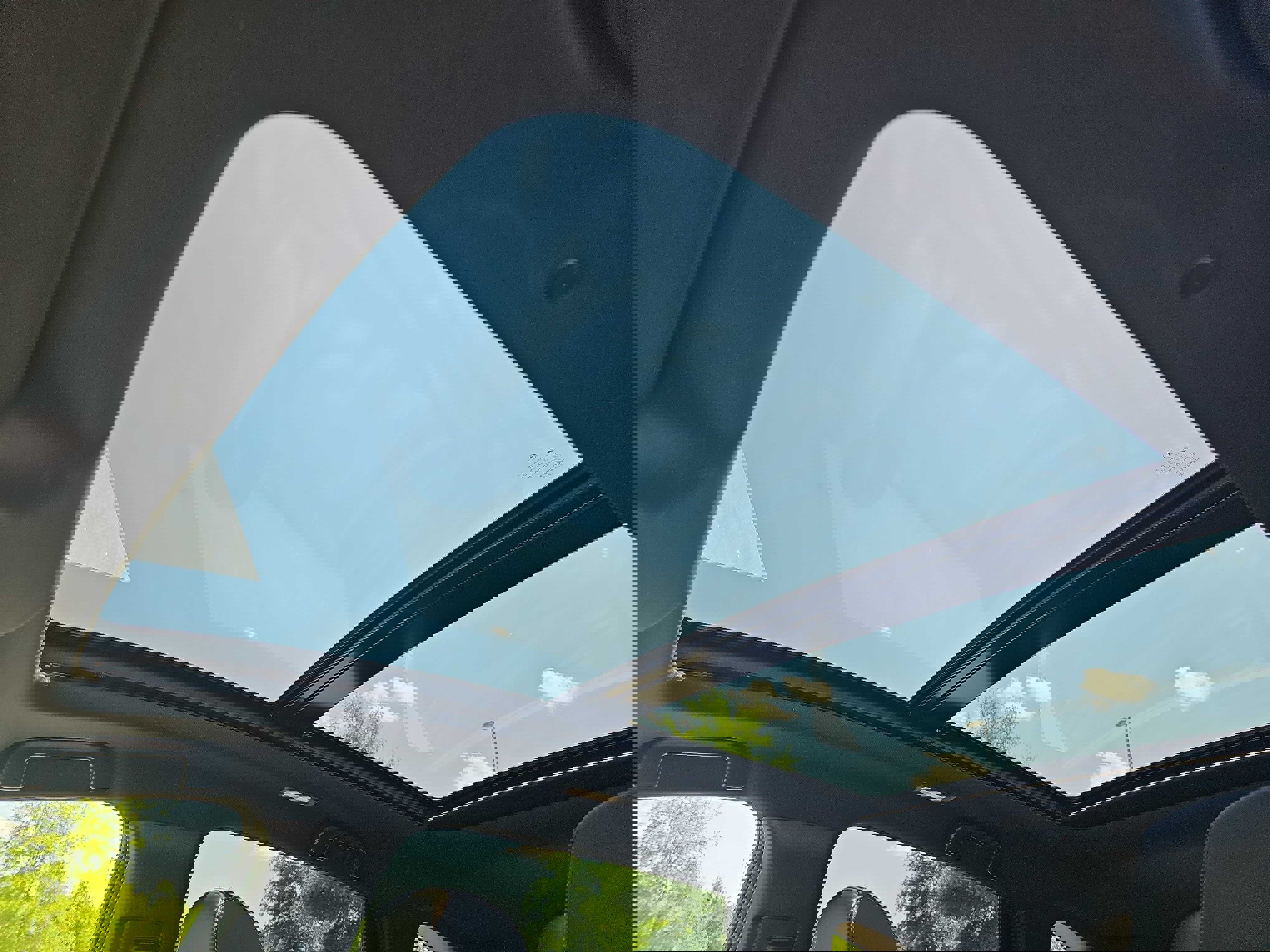 Used 2025 Acura RDX SH-AWD image 27