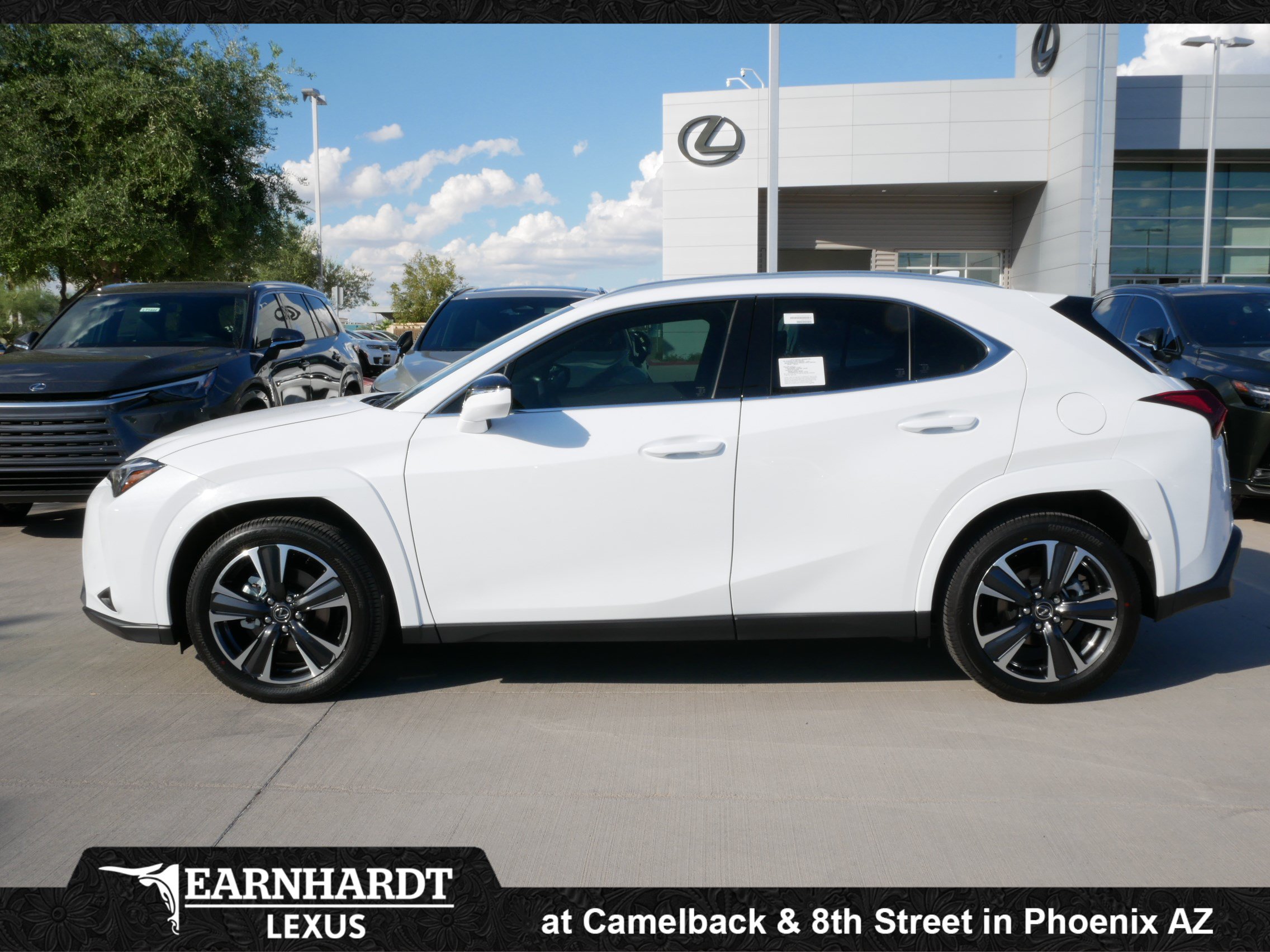 New 2026 Lexus UX 300h AWD image 3
