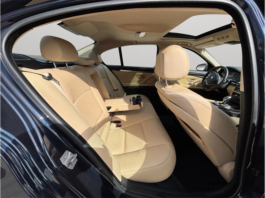 Used 2016 BMW 528i Sedan image 36