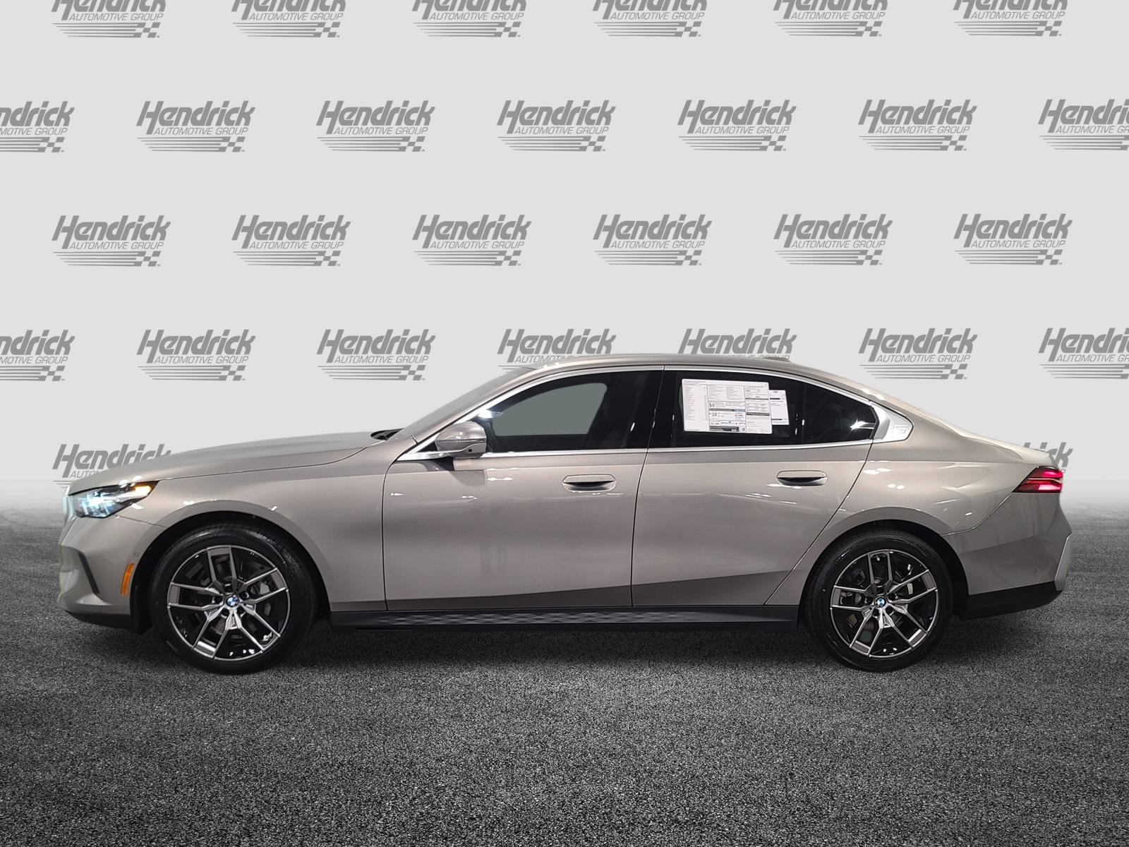 New 2026 BMW 530i xDrive w/ Premium Package image 5