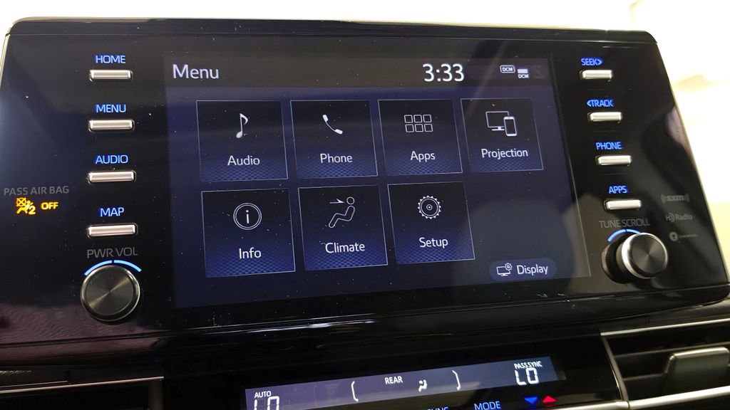 Used 2024 Toyota Sienna XLE image 39