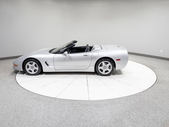 Used 1998 Chevrolet Corvette Convertible w/ Performance Handling Pkg image 24