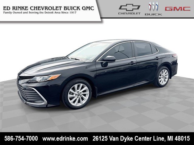 Used 2023 Toyota Camry LE FWD image 1
