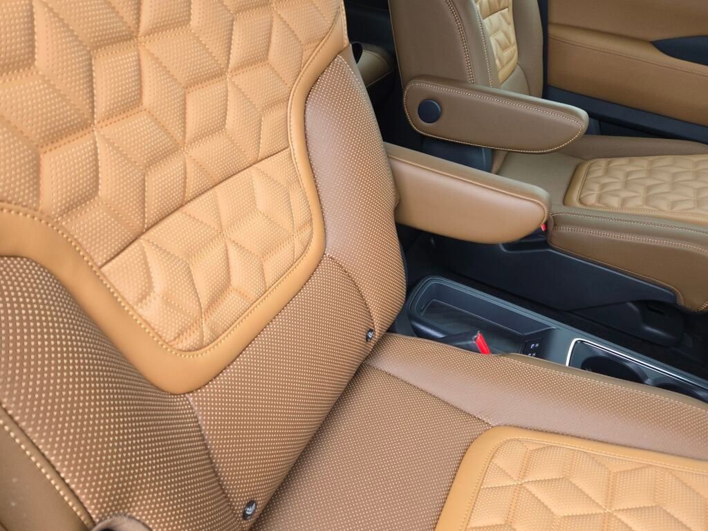 New 2026 Nissan Armada Platinum Reserve image 14