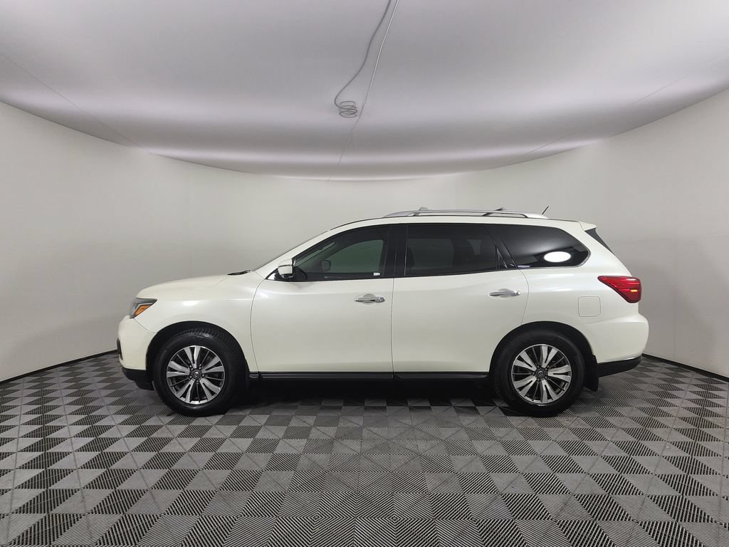 Used 2017 Nissan Pathfinder SL w/ SL Premium Package AWD/4WD image 2