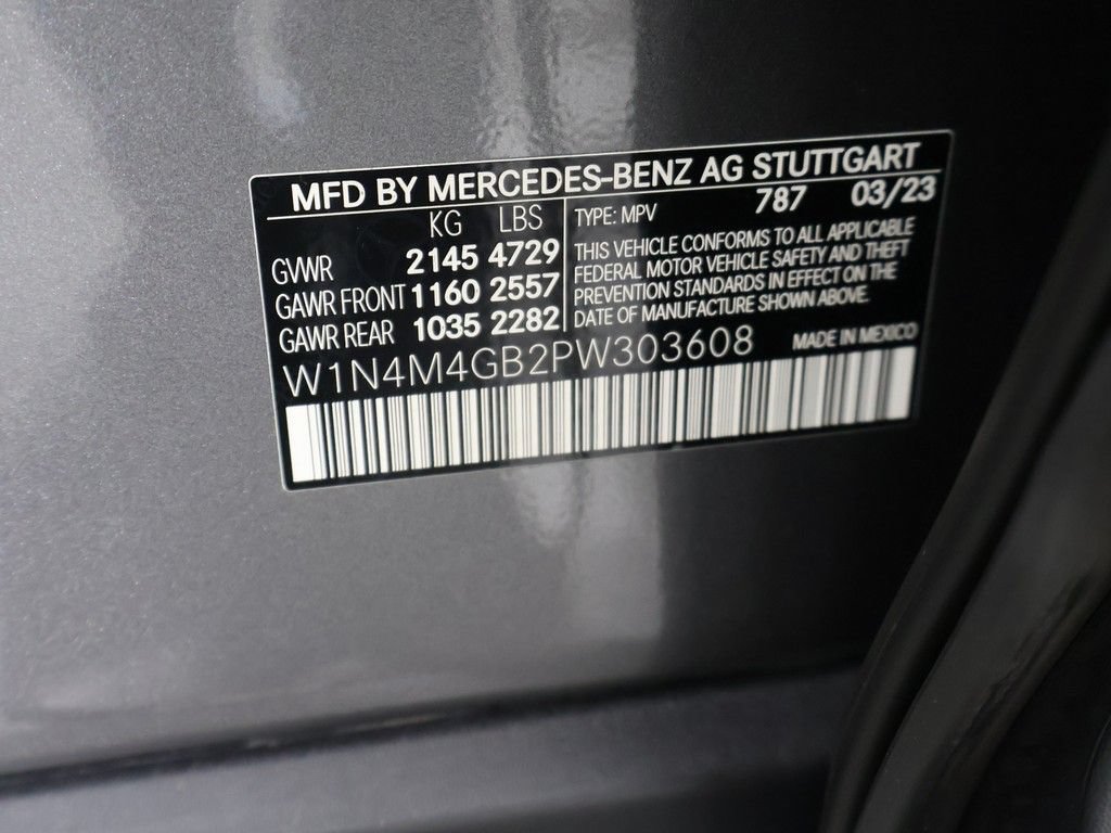Used 2023 Mercedes-Benz GLB 250 w/ AMG Line image 50