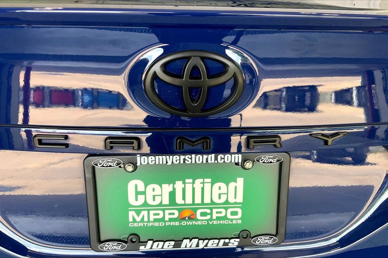 Used 2024 Toyota Camry SE FWD image 31