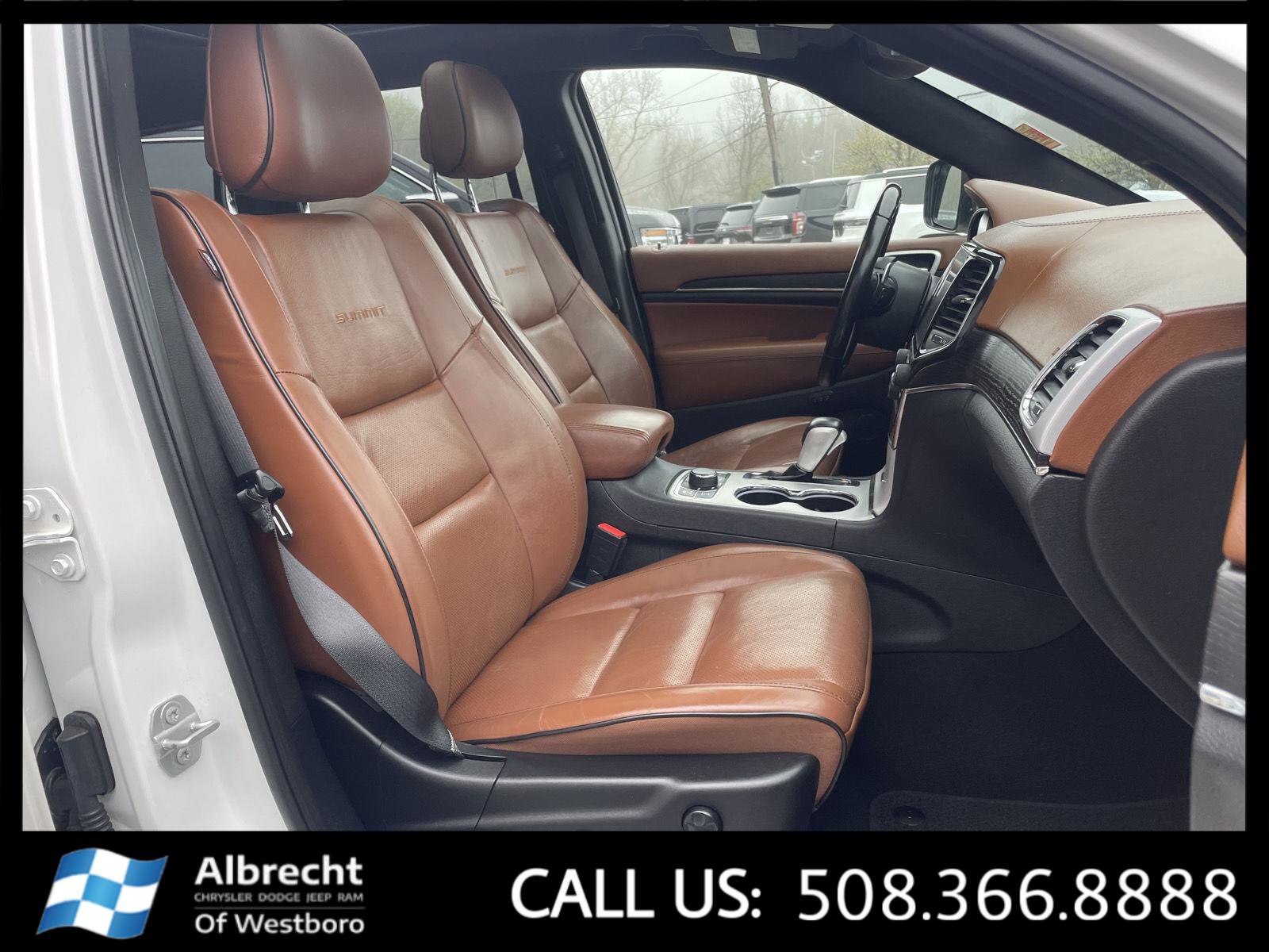 Used 2021 Jeep Grand Cherokee Summit w/ Platinum Series Group image 21