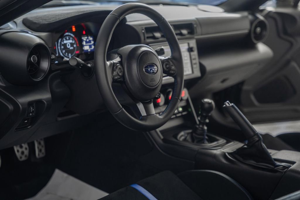 Used 2025 Subaru BRZ tS image 21