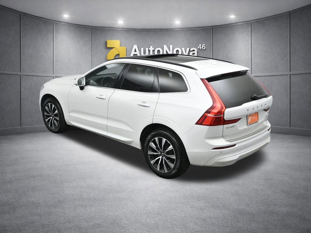 Used 2023 Volvo XC60 B5 Core image 38