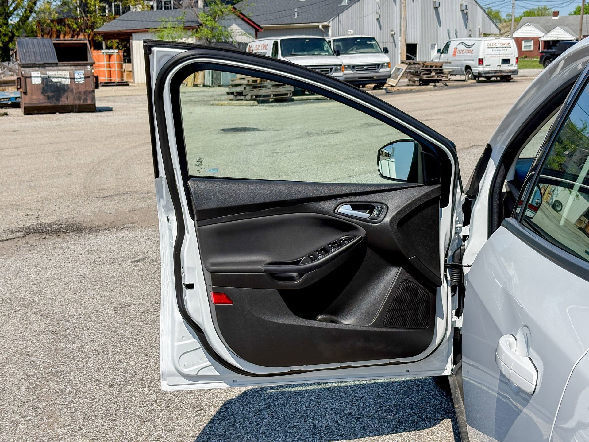 Used 2017 Ford Focus SE image 12