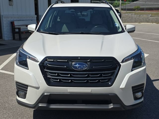 Used 2023 Subaru Forester Premium AWD/4WD image 8