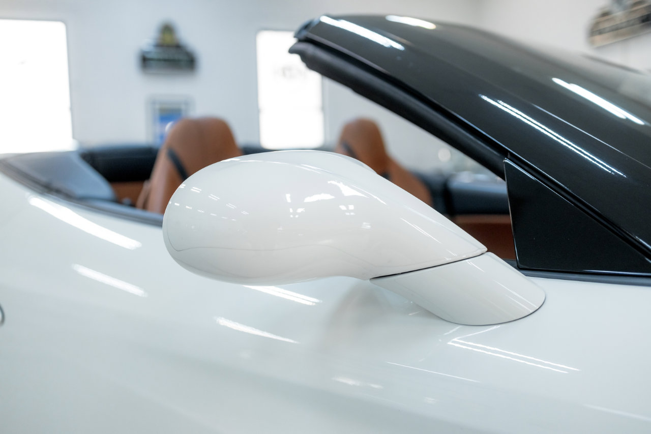 Used 2016 Ferrari California T image 23