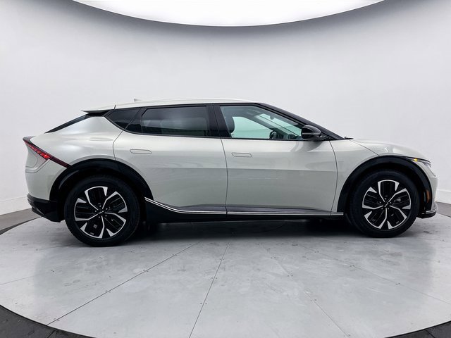 Used 2022 Kia EV6 Wind image 18