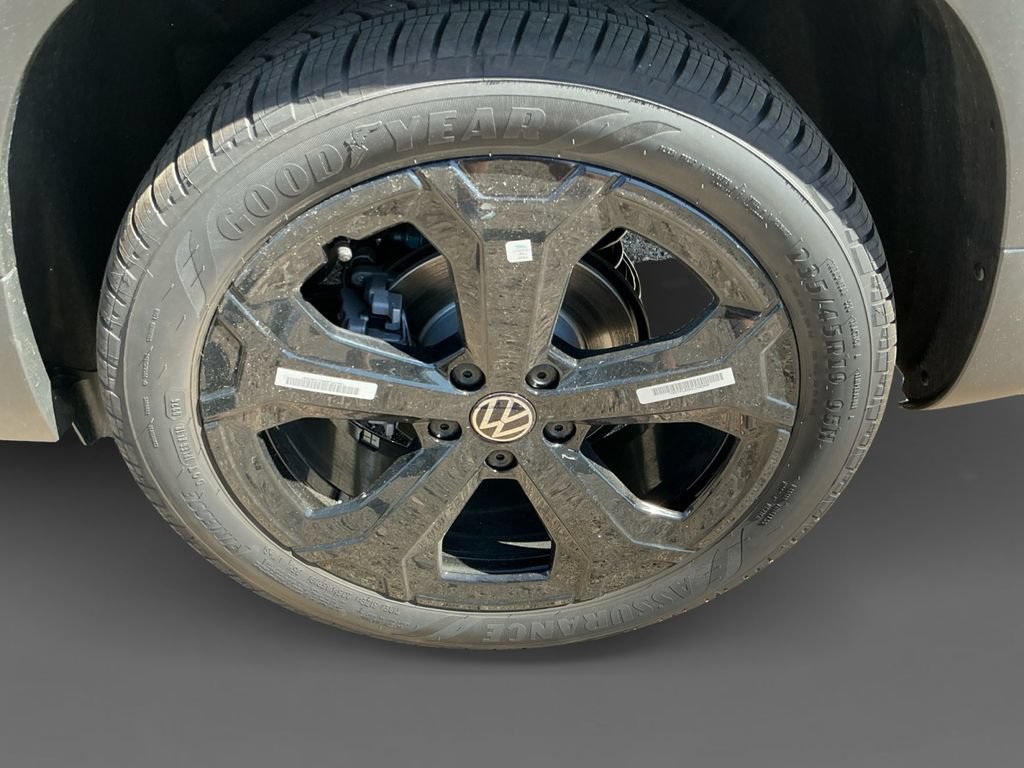 New 2026 Volkswagen Taos SE AWD/4WD image 14