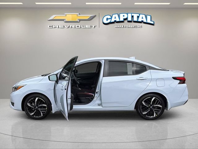 Used 2025 Nissan Versa SR w/ Trunk Package FWD image 9