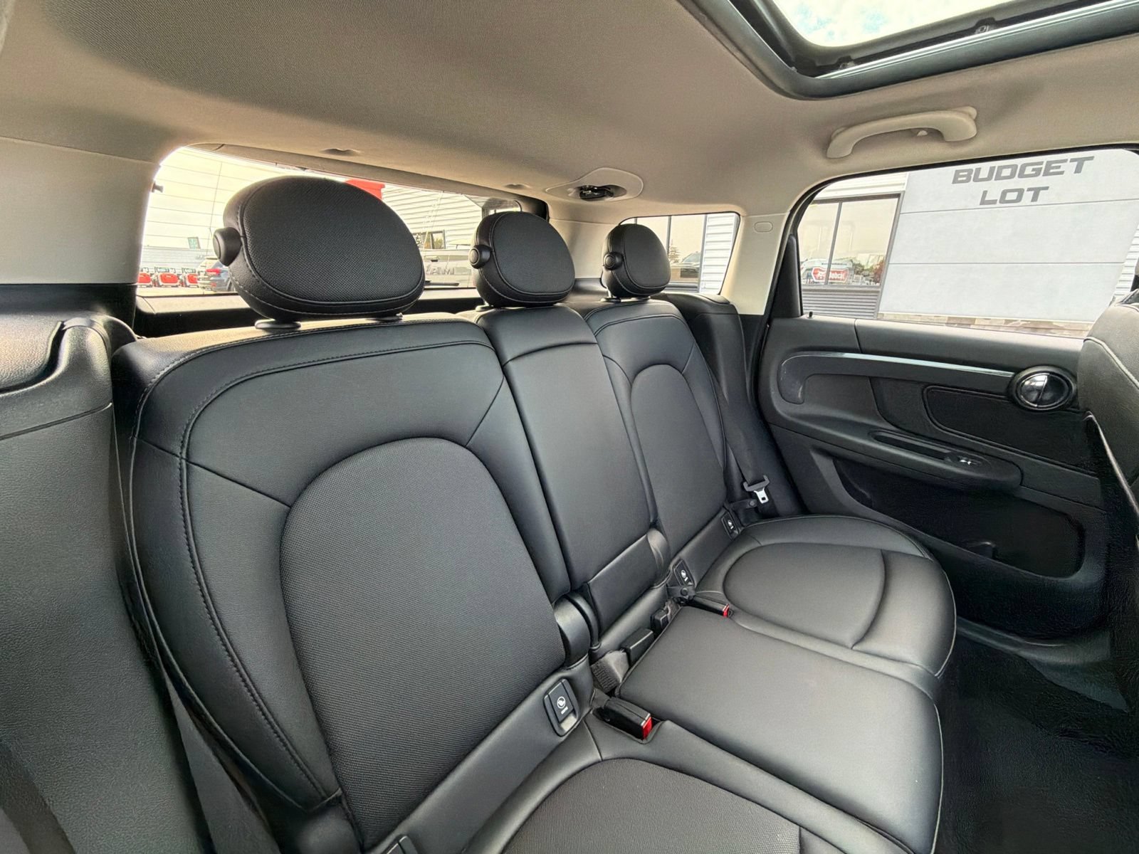 Used 2017 MINI Cooper Countryman S FWD image 11
