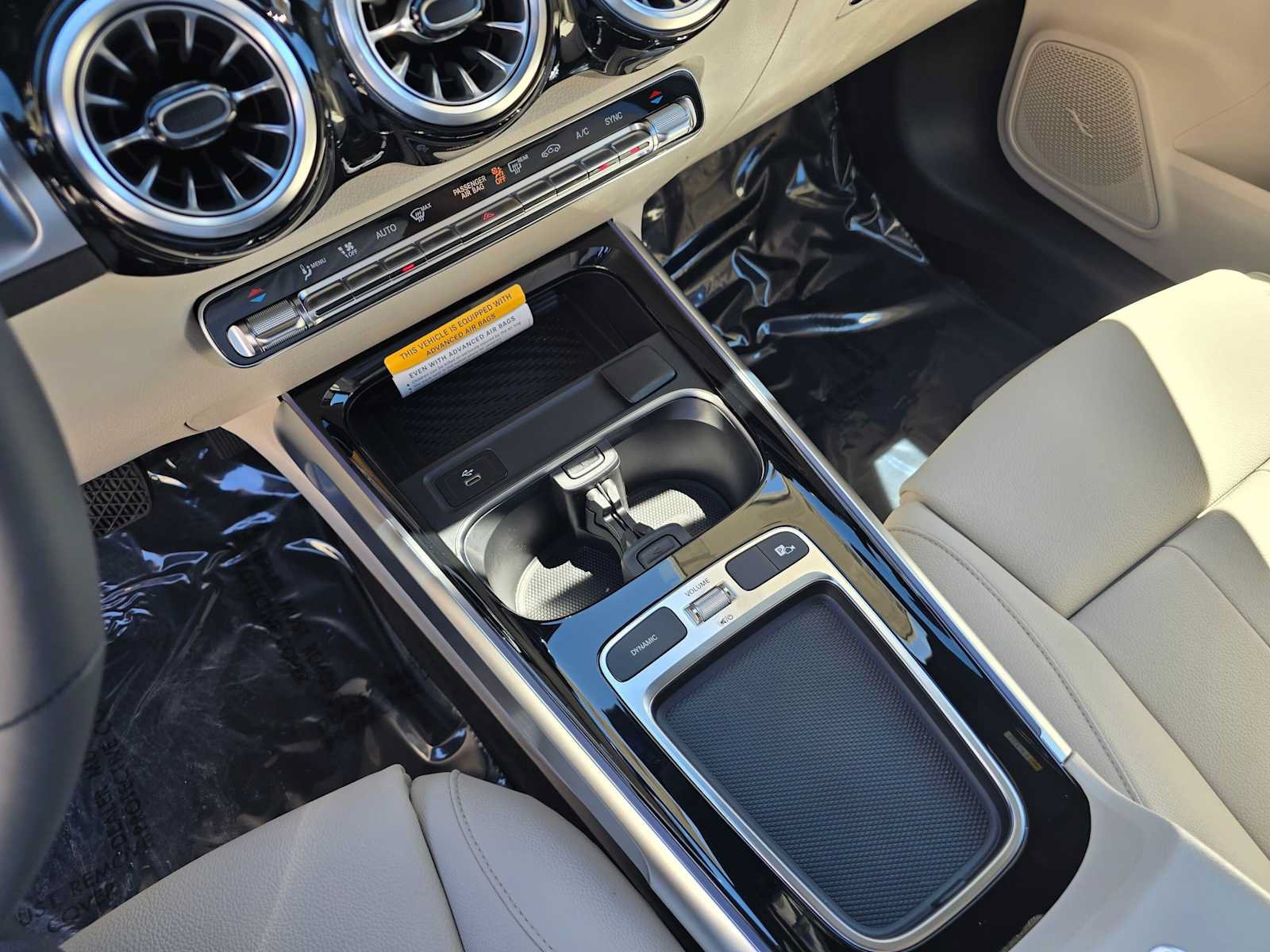 New 2026 Mercedes-Benz GLB 250 4MATIC image 29