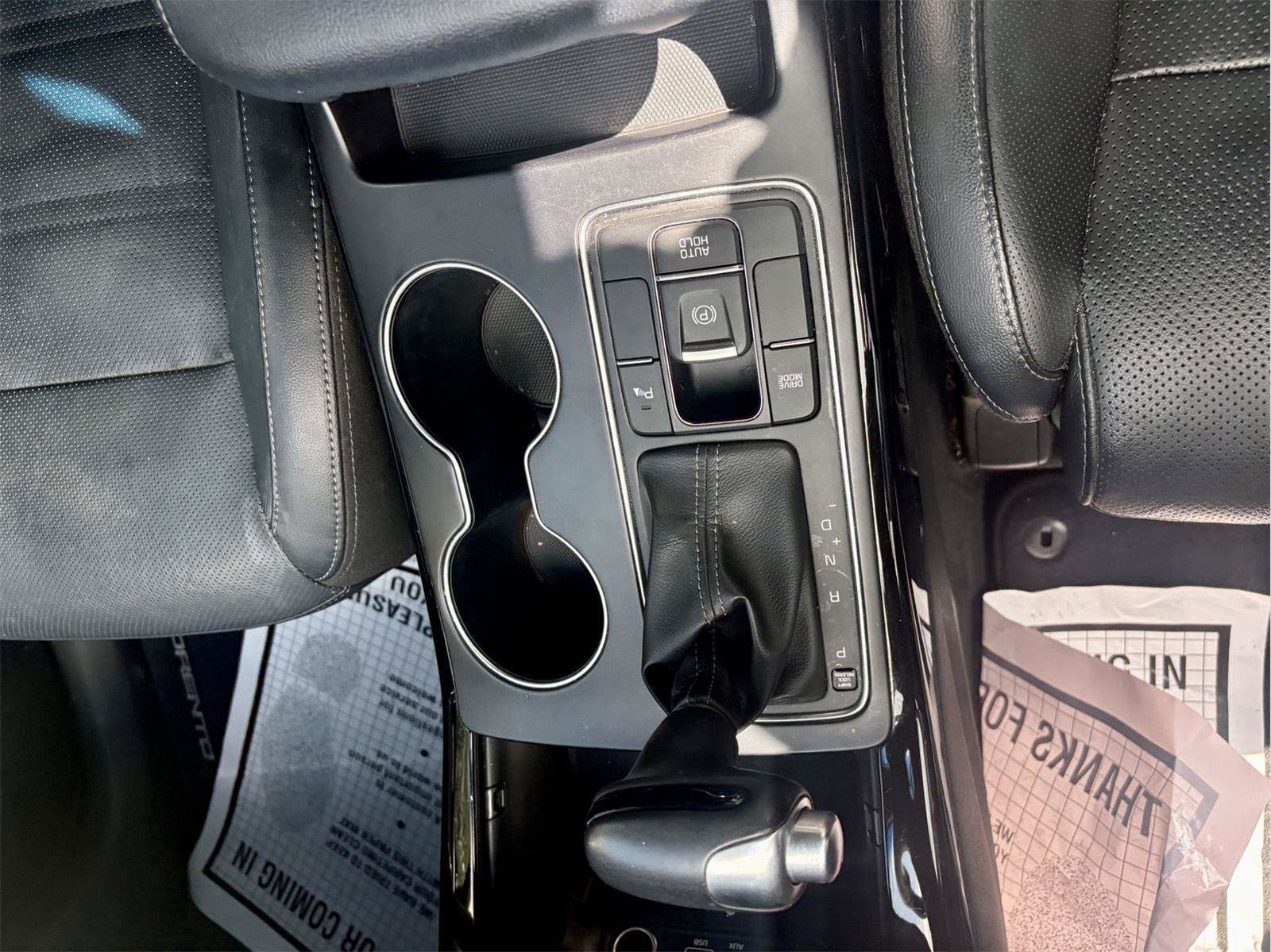 Used 2019 Kia Sorento SX FWD image 14