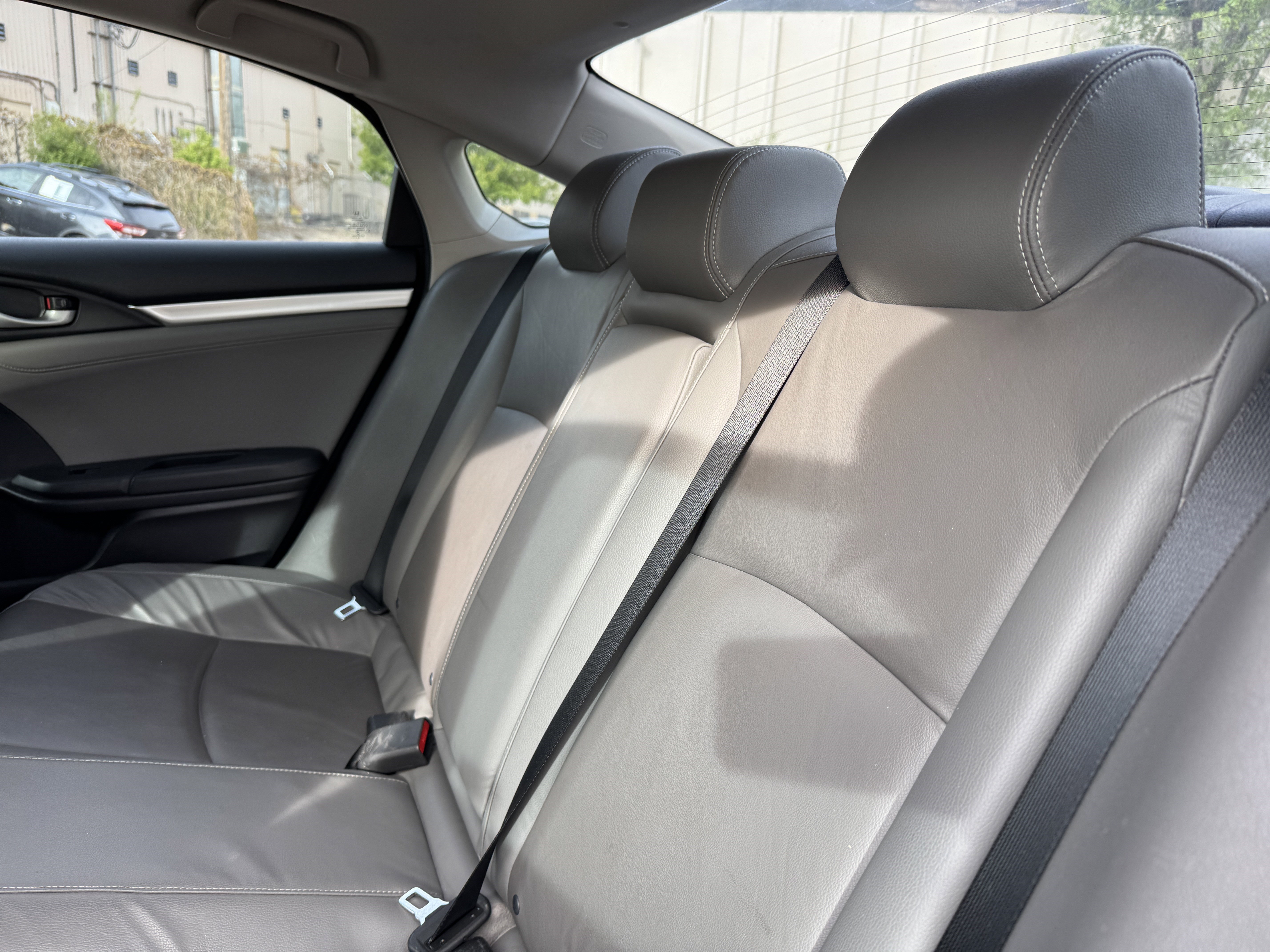 Used 2017 Honda Civic EX-L image 16