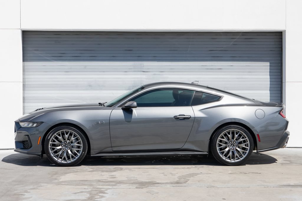 Used 2024 Ford Mustang GT Premium RWD image 6