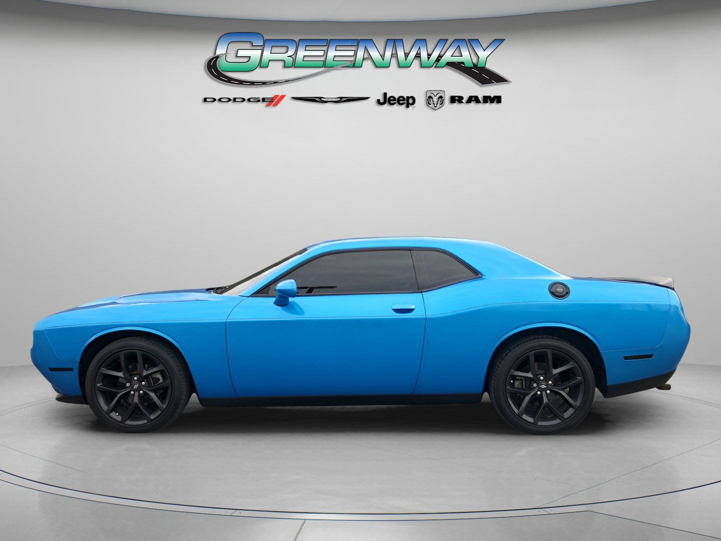 Used 2023 Dodge Challenger SXT w/ Blacktop Package image 2